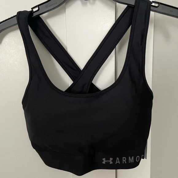 Under Armour Women's Crossback Black Sports Bra - Picture 1 of 3